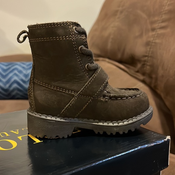 Polo by Ralph Lauren Dark Brown Kids Boots with Bear Patch - Picture 5 of 10